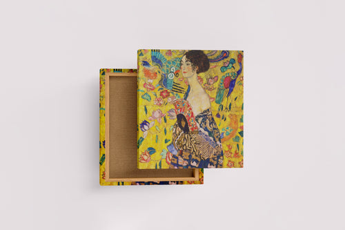 Gustav Klimt'in Son Başyapıtı Yelpazeli Kadın (Lady with a Fan) Art Nouveau Kanvas Tablo