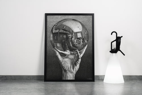 M.C. Escher Elinde Küre Yansımalı Otoportre Kanvas Tablo