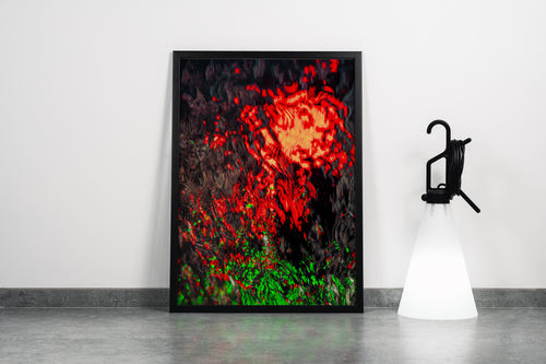 an abstract photo of bright red and green lights reflecting on dark, rippling water, abstract, art, kanvas tablo