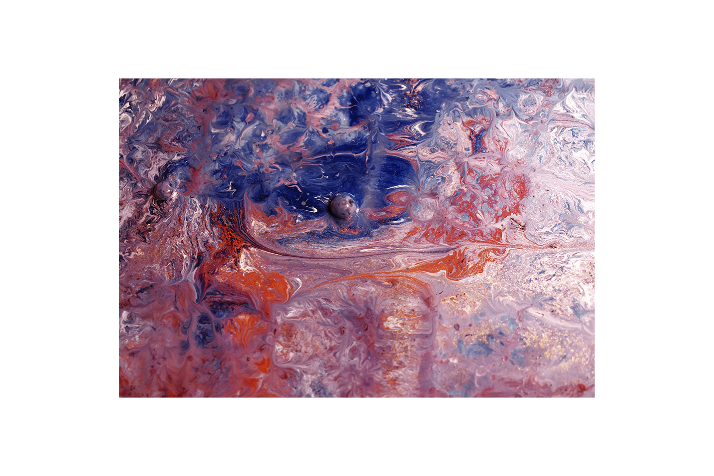 a detailed and complex fluid art painting with pink, blue, and sparkling red colors, abstract, art, kanvas tablo